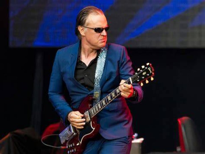 Biografia de Joe Bonamassa conheça trajetória de sucesso do guitarrista