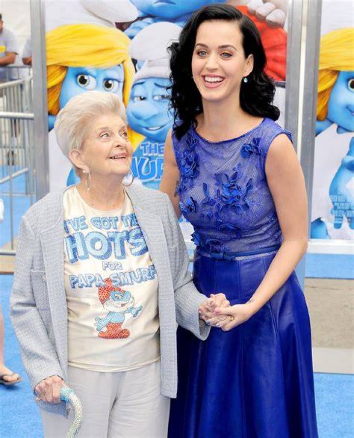 Celebrities and Their Sweet Grandmothers Pics