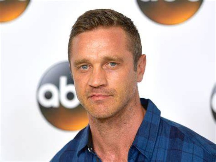 Devon Sawa's Wife The '90s Heartthrob Has Been Happily Married to