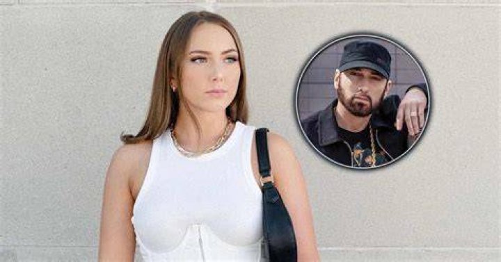 Eminem&rsquo;s Daughter Hailie Explains Why She Used to Be &ldquo;Bothered&rdquo; When