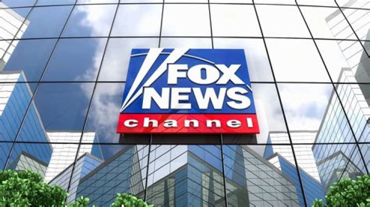 Fox News' Kat Timpf Marries Cameron Friscia See The Photos, 50 OFF