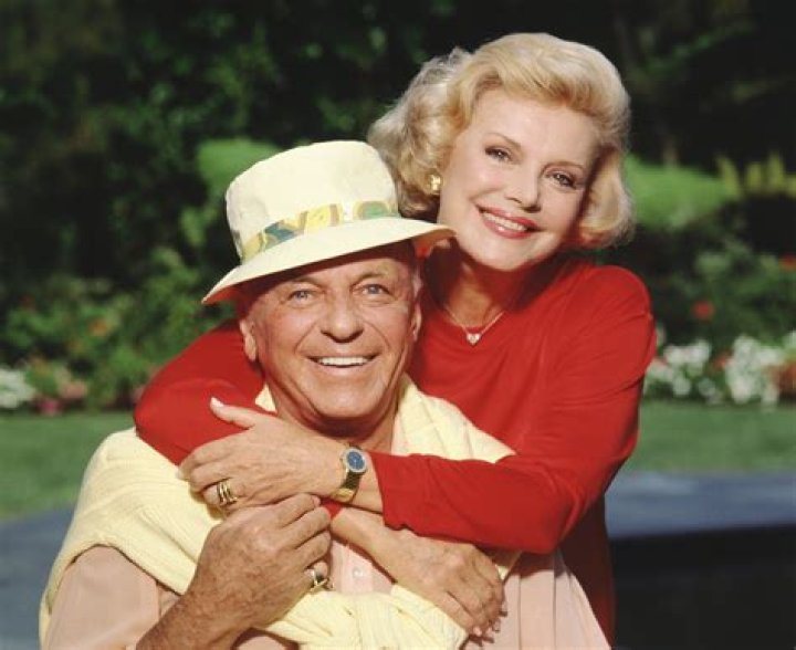 Frank Sinatra’s Daughter Cried for a Week Before His Fourth Wedding