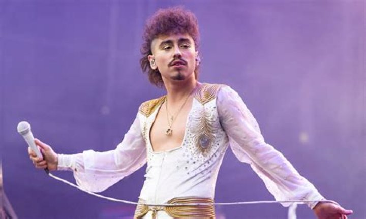 GRETA VAN FLEET singer JOSH KISZKA comes out as member of LGBTQ