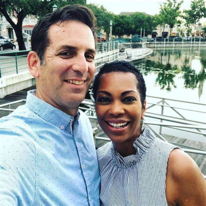 Harris Faulkner’s Husband Tony Berlin Wiki Age, Kids, & Facts to Know