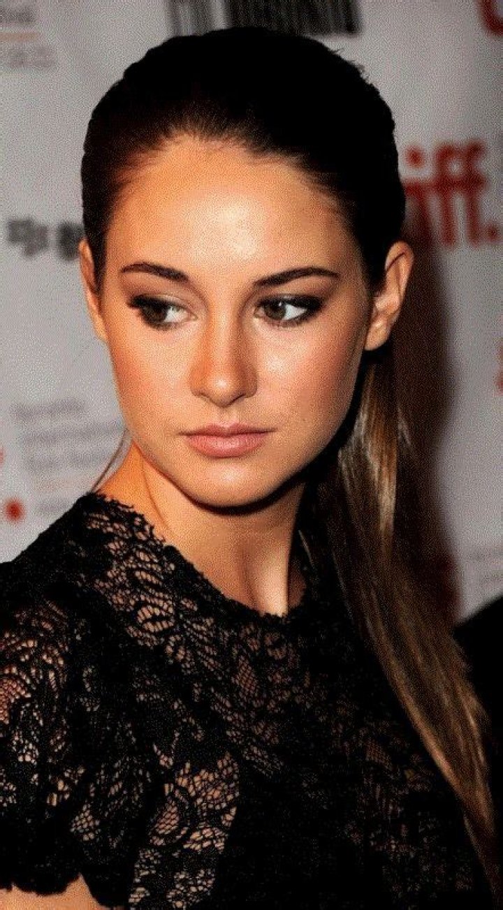 Log in Shailene, Shailene woodly, Shailene woodley