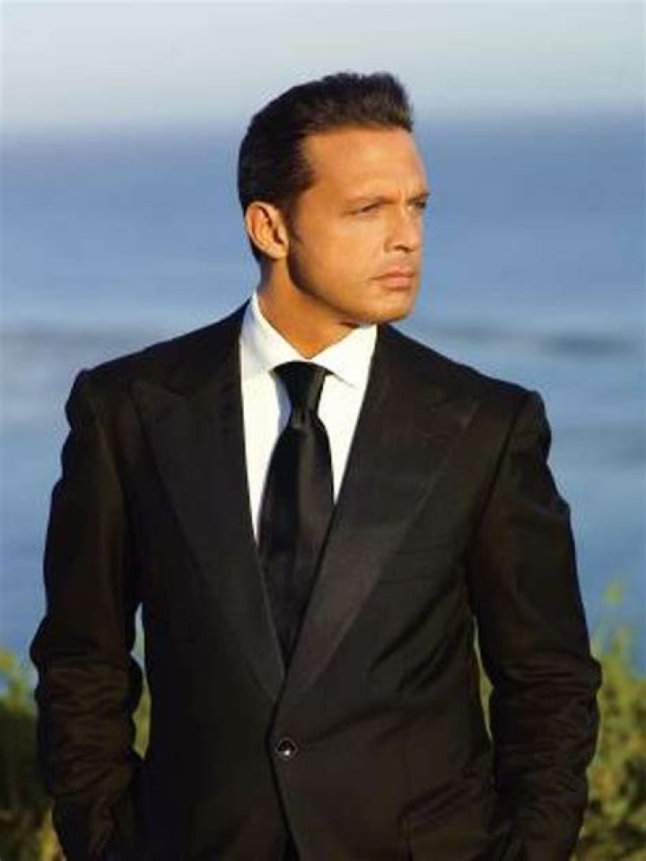 Mexican superstar Luis Miguel's life gets the TV treatment