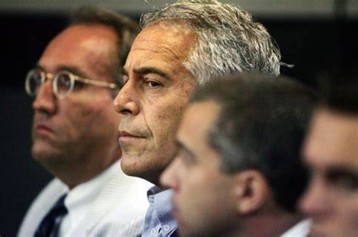 Prosecutors broke law by not informing victims of Jeffrey Epstein plea
