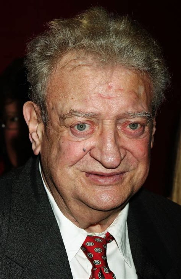 Rodney Dangerfield net worth, age, wiki, family, biography and latest