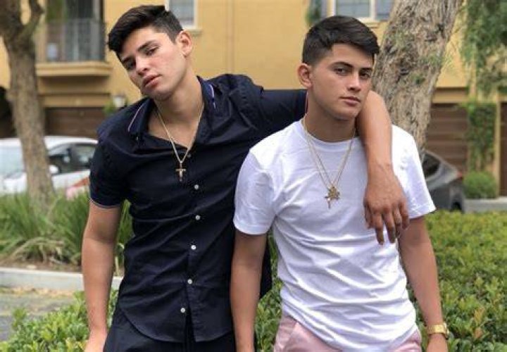Ryan Garcia’s Lil brother Sean Garcia Pro Debut YouTube