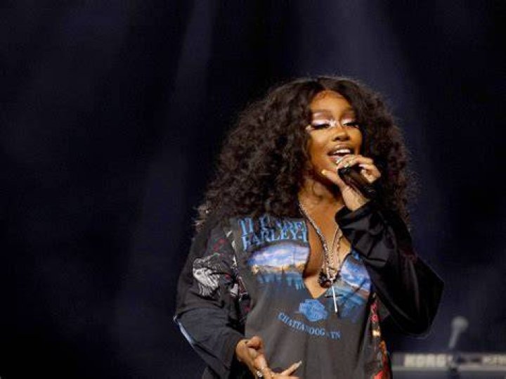 Singer SZA Says Bad Experiences In School In Maplewood Fueled Success