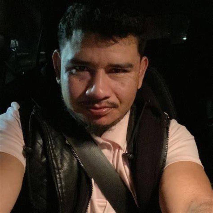 The romantic detail from Carlos Rivera to his wife that shows that