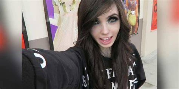 Whats wrong with Eugenia Cooney? Weight, Brother, Age, Height DaftSex HD